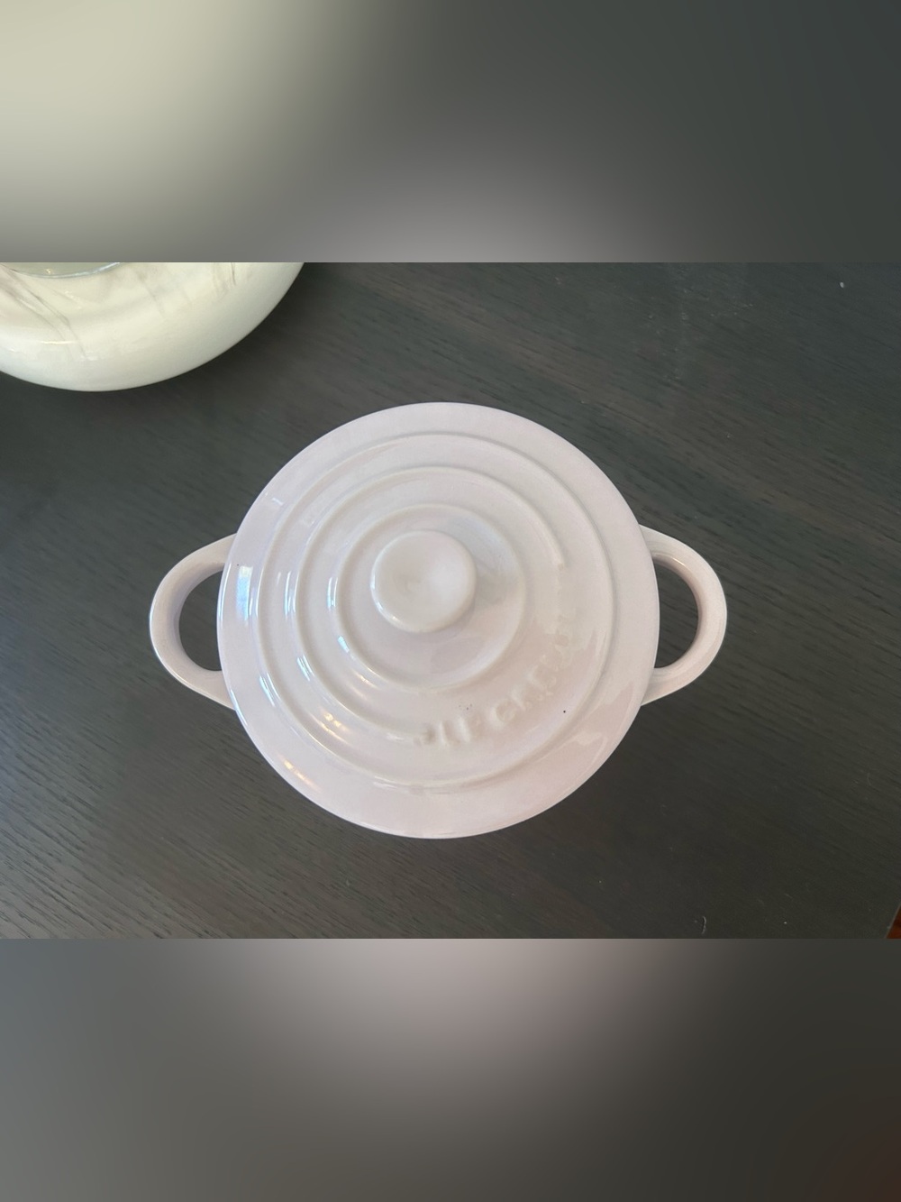 Le Creuset Stoneware Mini Round Cocotte 8oz Lavender Purple NEW - Picture 2 of 4
